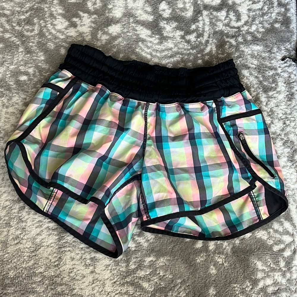 Lululemon tie dye plaid print tracker run athletic workout shorts size 8